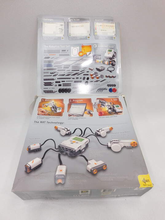 Mindstorms Incomplete Set 8527: Mindstorms NXT IOB w/ some sealed polybags image number 8