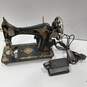 Vintage Singer Sewing Machine image number 1