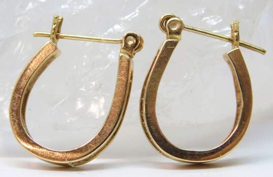 14K Yellow Gold 0.16 CTTW Round Channel Set Diamond Hoop Earrings 2.9g image number 5