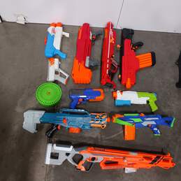 Bundle of 10 Assorted Nerf Dart Guns alternative image