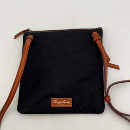 Womens Black Inner Outer Pockets Adjustable Strap Zip Crossbody Bag alternative image