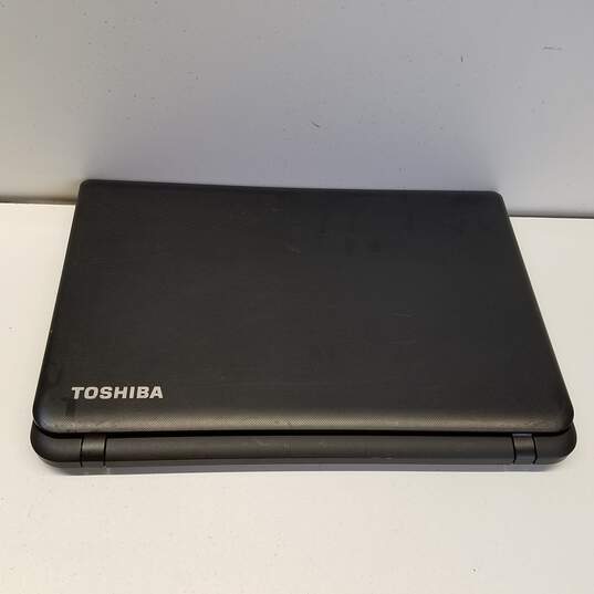 Toshiba Satellite C55 (15.6) For Parts/Repair image number 1