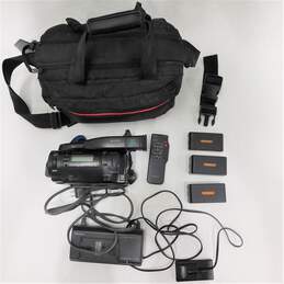 Sony Hi-8 CCD-TR9 Camcorder W/ Batteries Charger & Case