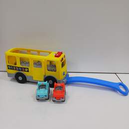 Fisher-Price Little People Big Yellow Bus and Cars