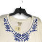 NWT Womens White Blue Embroidered Short Sleeve Pullover Blouse Top Size 1X image number 3