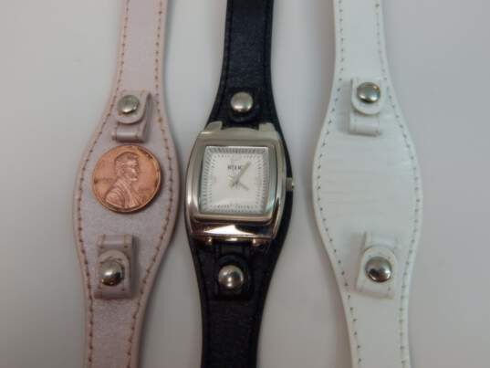 Relic Ladies Silver Tone Interchangeable Leather Band Watch 57.2g image number 3