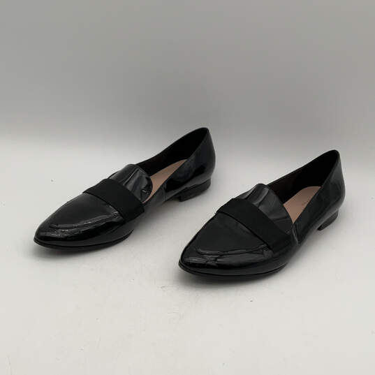 Womens Black Leather Almond Toe Slip-On Comfort Loafer Shoes Size 11 image number 2
