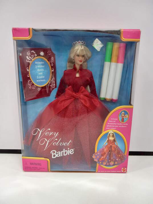 Very Velvet Collectable Barbie in Original Box image number 1