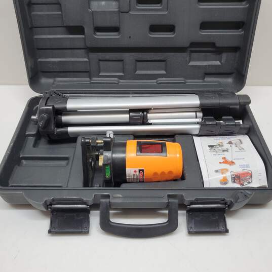 Cen-Tech Self-Levelling Laser Level with Tripod and Case image number 3