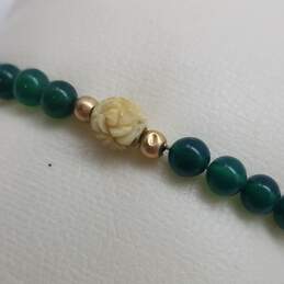 14K Gold Green Gemstone Carved Flower Bracelet 4.0g alternative image