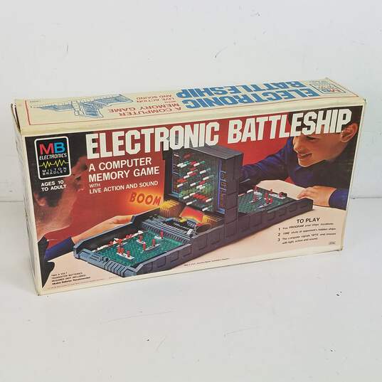 Battleship -Vintage Electronic Milton Bradley Board Game image number 1