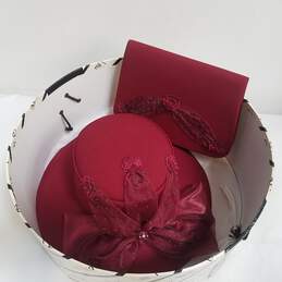 Lisa Rene Women's Red Hat One Size w/ Bag alternative image