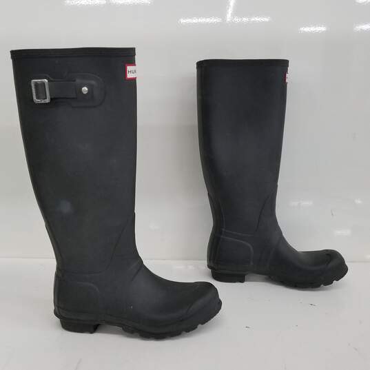 Hunter Original Tall Rain Boots Size 7 image number 2