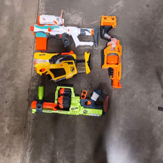 Bundle of 11 Assorted Nerf Dart Guns image number 3