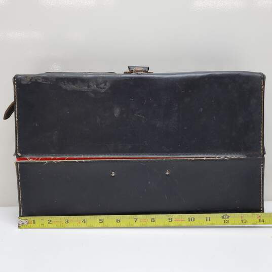 Vintage Polaroid Automatic 100 Land Camera With Case image number 2