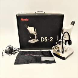 Motic DS2 Microscope