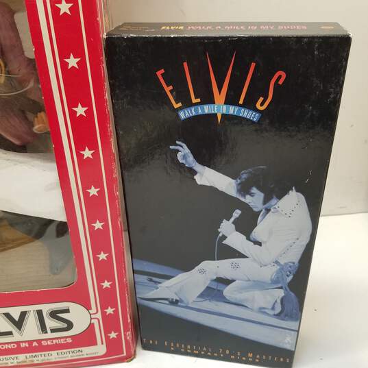 Lot of Assorted Elvis Presley Collectibles image number 8