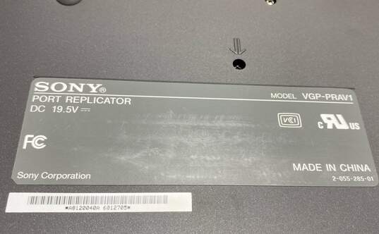 Sony VGP-PRAV1 Port Replicator image number 9