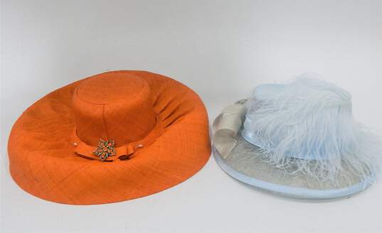 Vintage Women's Fine Millinery Derby Church Hats Feathers Ribbon Floral Details w/ Hat Box image number 3
