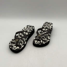 Womens Black White Open Toe Slip On Platform Flip Flop Sandals Size 10.5 alternative image