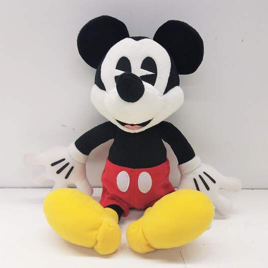 Bundle of 3 Mickey & Minnie Assorted Stuffed Toys image number 4