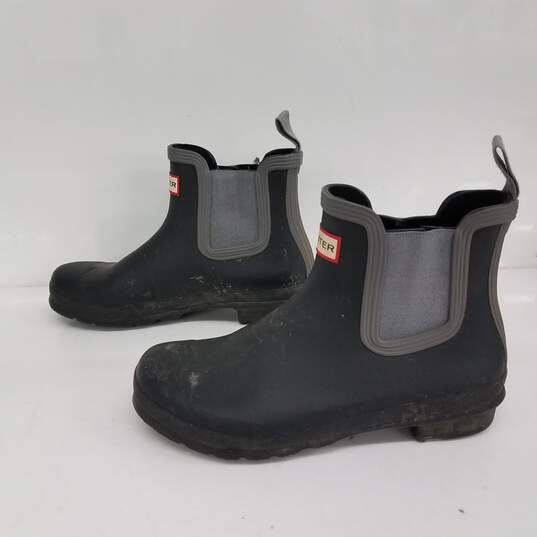 Hunter Rain Boots Size 9 image number 2