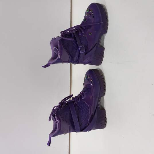 Cape Robin Purple Bling Boots Women's Size 6 image number 4