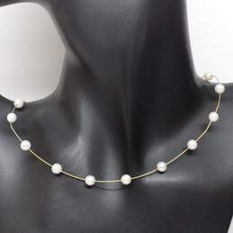 14K Yellow Gold Pearl Necklace alternative image