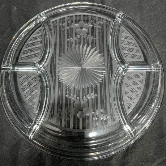 Vintage Reed & Barton Round Silverplated Tray w/ Etched Glass Insert image number 3