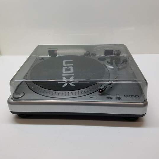 Ion USB Turntable / Vinyl Archiver image number 1