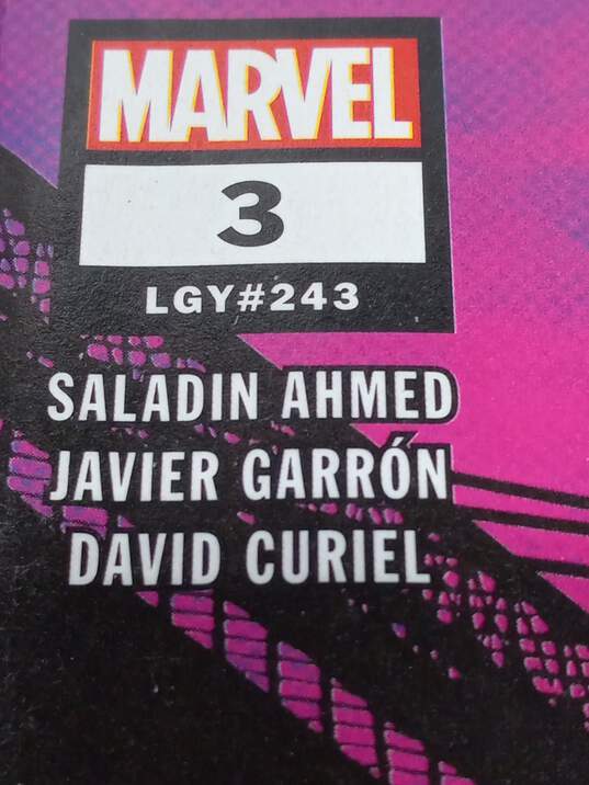 Bundle of 12 Assorted Marvel Comic Books image number 6