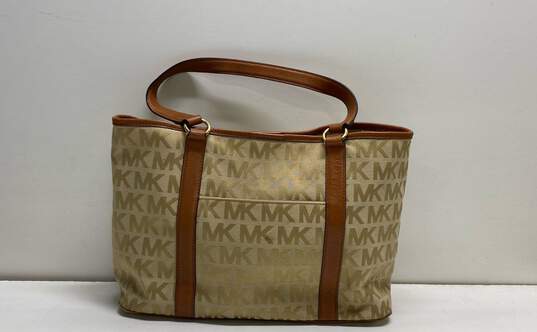Michael Kors Assorted Lot of 2 Tote Bags image number 6
