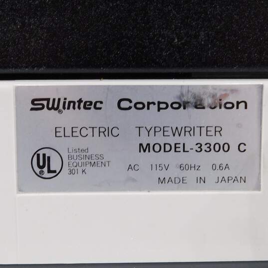 Swintec 3300C Portable Electronic Typewriter w/ Case image number 5