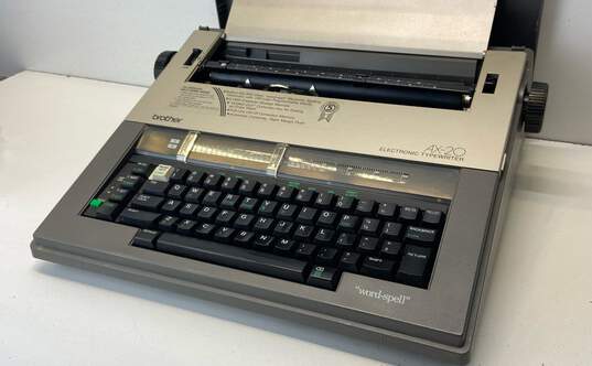 Brother Electric Typewriter AX-20 image number 5