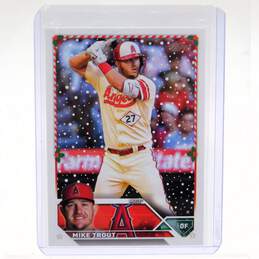 2023 Mike Trout Topps Holiday SP Variation Los Angeles Angels