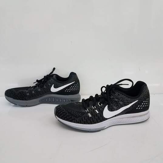 Nike Air Zoom Structure 19 Sneakers Size 9.5 image number 1