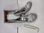 Diva Lounge Women's Silver Shoes Size 6.5 image number 1