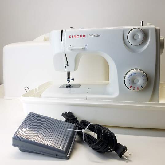 Singer Prelude Sewing Machine Model 8280 image number 1