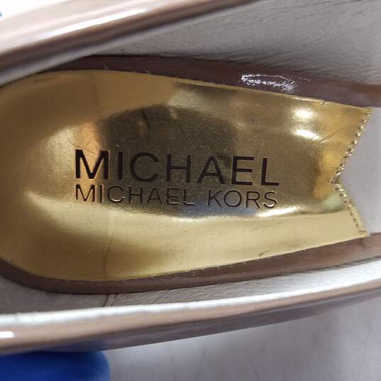 MICHAEL Michael Kors Taupe Patent Leather Pumps WM Size 6.5 M image number 6