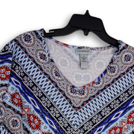 NWT Womens Blue Red Batik Short Sleeve V-Neck Pullover Tunic Top Size 2X image number 3