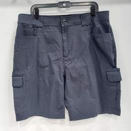 Men's Eddie Bauer Navy Blue Cargo Shorts Size 38