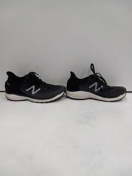 Men's Black New Balance Shoes Size 9 alternative image