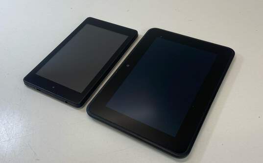 Amazon Kindle Fire Assorted Models Lot of 2 image number 1