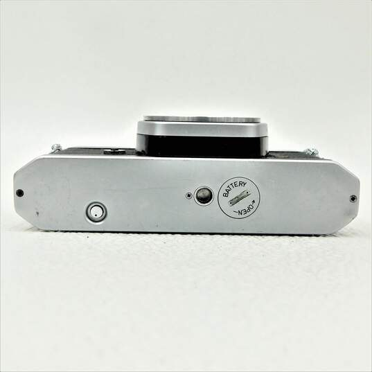Pentax ME Super 35mm Film Camera With 50mm Lens image number 4