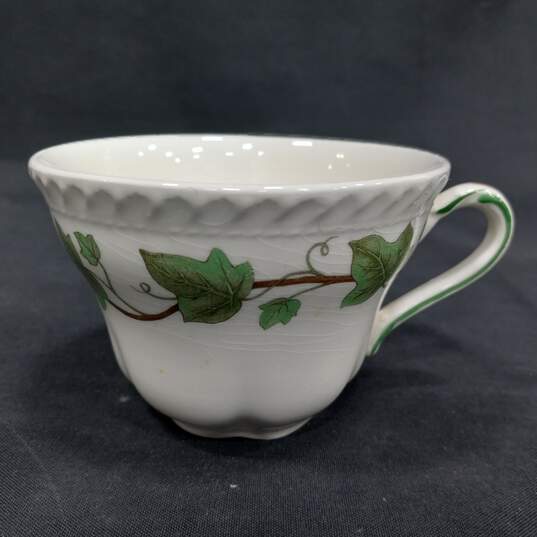 Set of 3 Royal Gadroon Ivy Leaf Pattern Teacup, Gravy Boat with Underplate & Serving Platter image number 3
