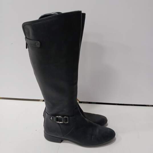 Women's Black Leather Boots Size 10 image number 4