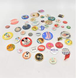 Assorted Vintage Buttons Pins
