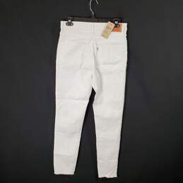 Levi's 721 Women White Skinny Jeans NWT sz 29 alternative image