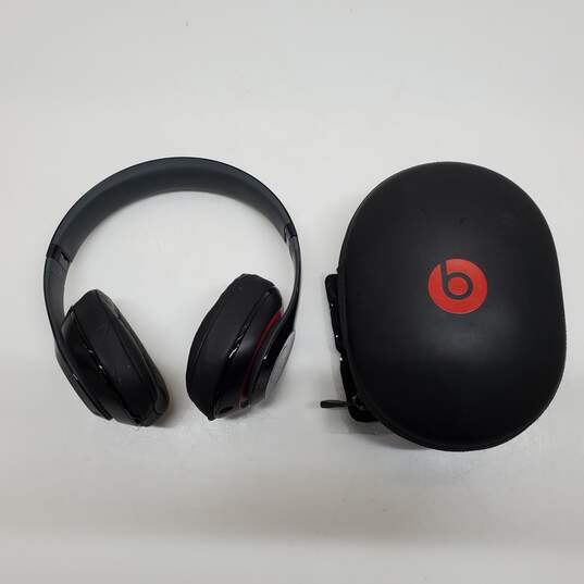 Beats By Dre Studio Black On Ear Headphones With Case image number 1
