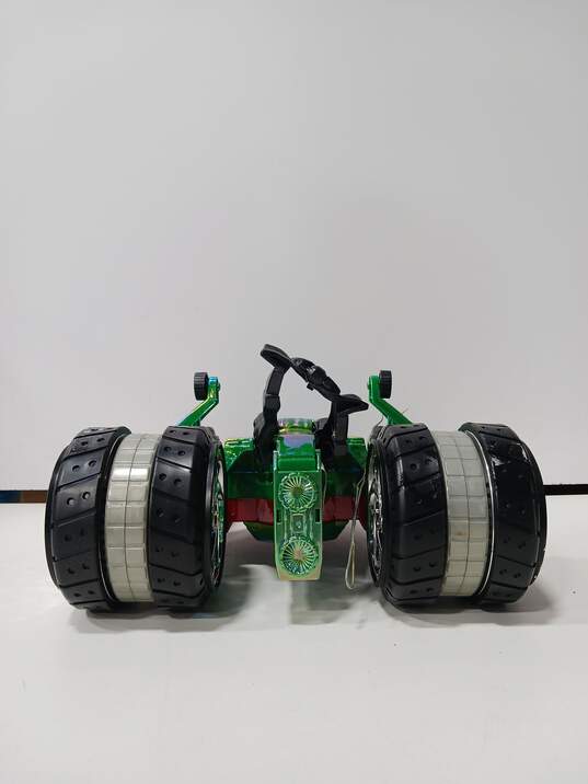 Overturn Champion R/C Remote Controlled Stunt Action Vehicle image number 3